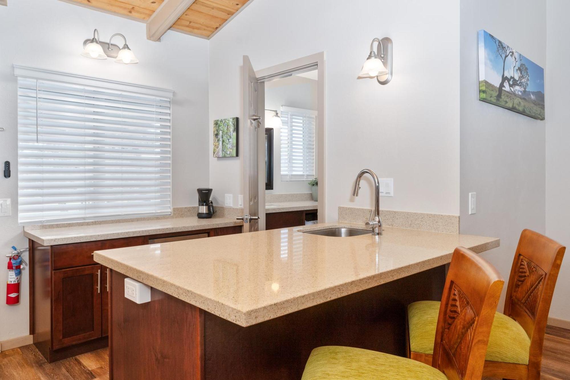 Castle Waimea Country Lodge מראה חיצוני תמונה